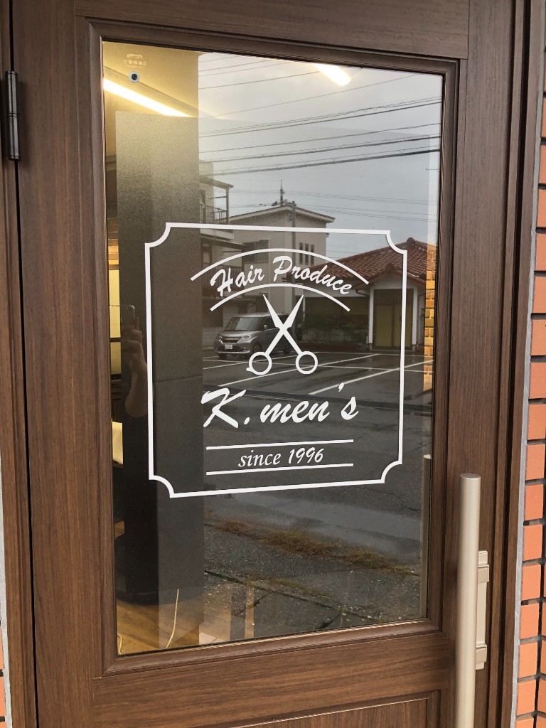 K.men's（ケイ・メンズ）エントランス